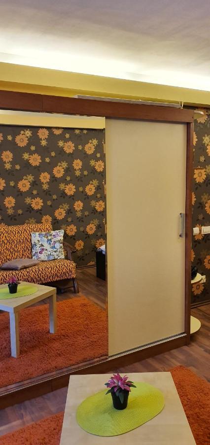 My House - Ultracentral Romana Square Near Old Town Bukarest Exterior foto