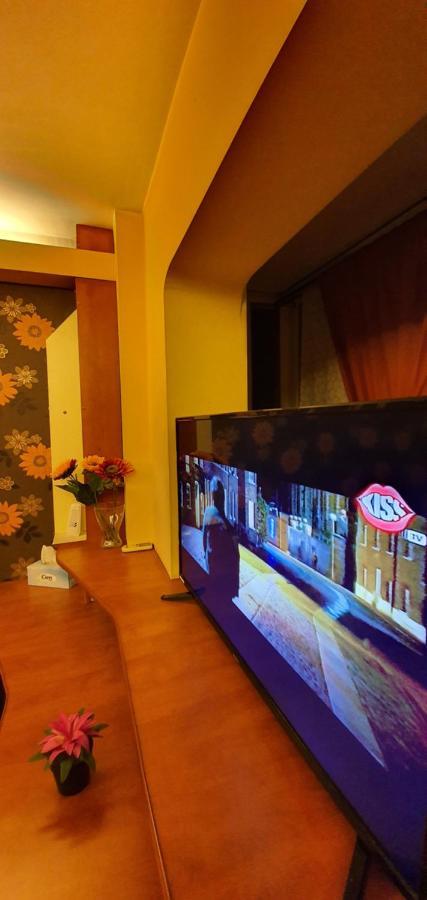 My House - Ultracentral Romana Square Near Old Town Bukarest Exterior foto